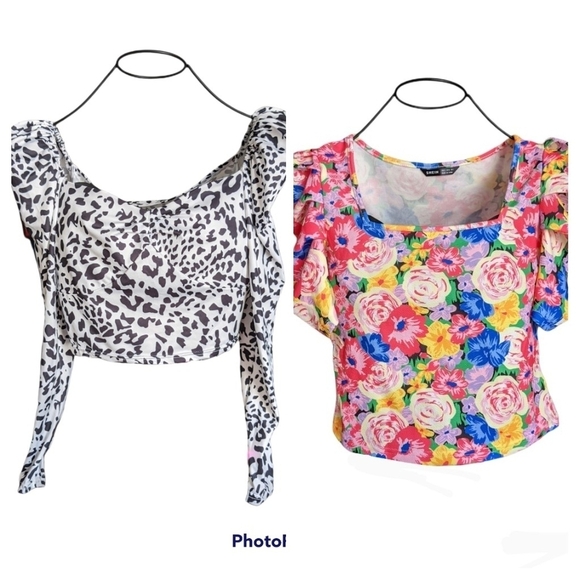 🌲🌲🌲flash sale✨ Bundle deal! Square Neck Puff Sleeve print tops size S - Picture 1 of 7